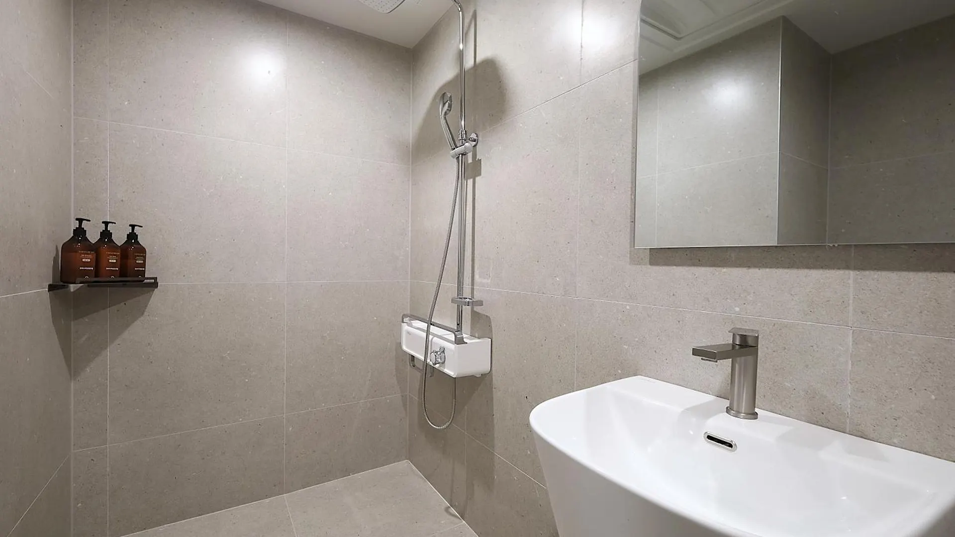 **  Incheon Freshia Hotel 韓国
